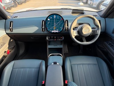 2024 MINI COOPER COUNTRYMAN — миниатюра 18