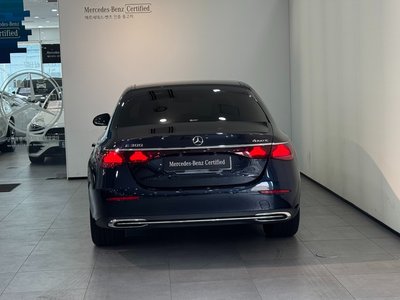 MERCEDES-BENZ E-CLASS - 3