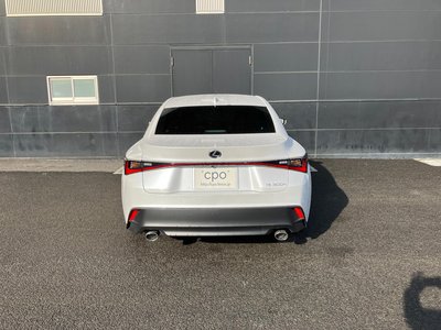 LEXUS IS - 3