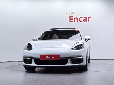 PORSCHE PANAMERA - 2