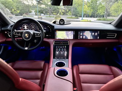 2021 Porsche TAYCAN 照片 5