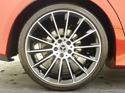 MERCEDES-BENZ CLS - 9