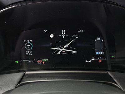 صورة مصغرة 11 لـ 2024 Lexus LM