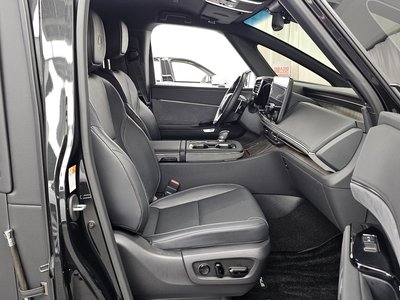 صورة مصغرة 17 لـ 2024 Lexus LM