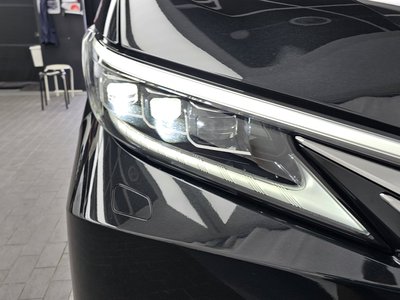 صورة 9 لـ 2024 Lexus LM