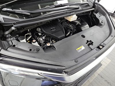 صورة 7 لـ 2024 Lexus LM