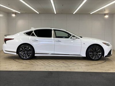 صورة مصغرة 17 لـ 2021 Lexus LS