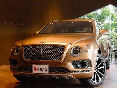 BENTLEY BENTAYGA - 1