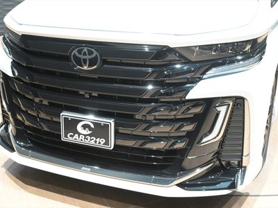 TOYOTA VELLFIRE - 4