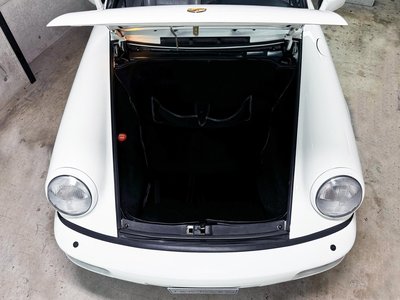 PORSCHE 911 CABRIOLET - 10