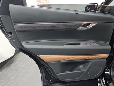 2024 Genesis GV80 — миниатюра 15
