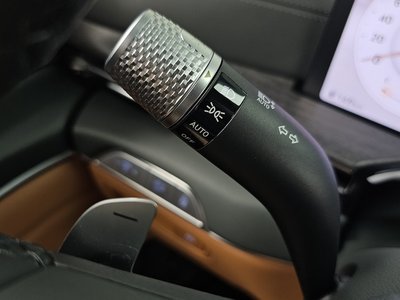 2024 Genesis GV80 — миниатюра 30