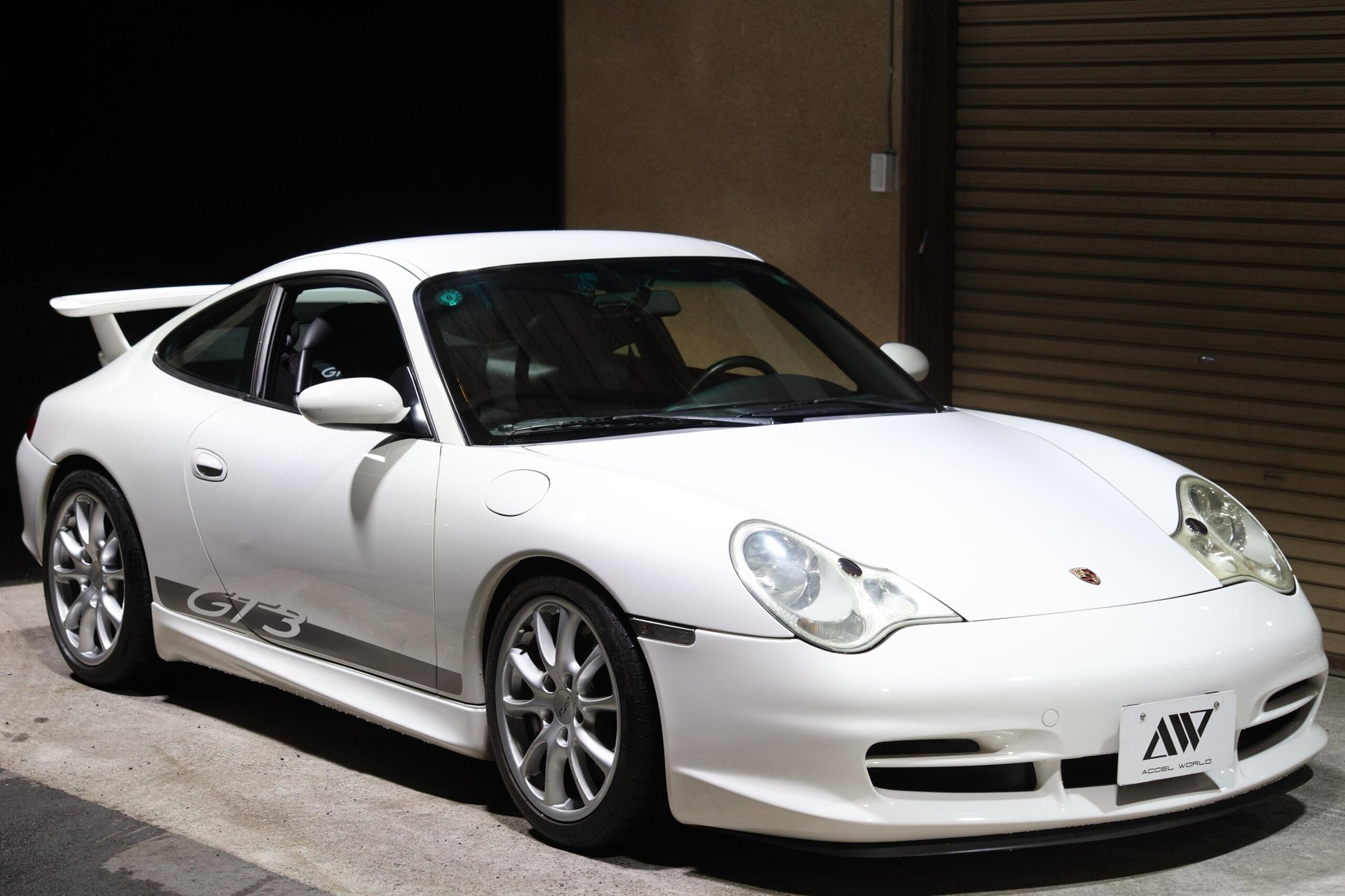 PORSCHE 911 - View 1