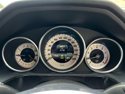 MERCEDES-BENZ E-CLASS - 10