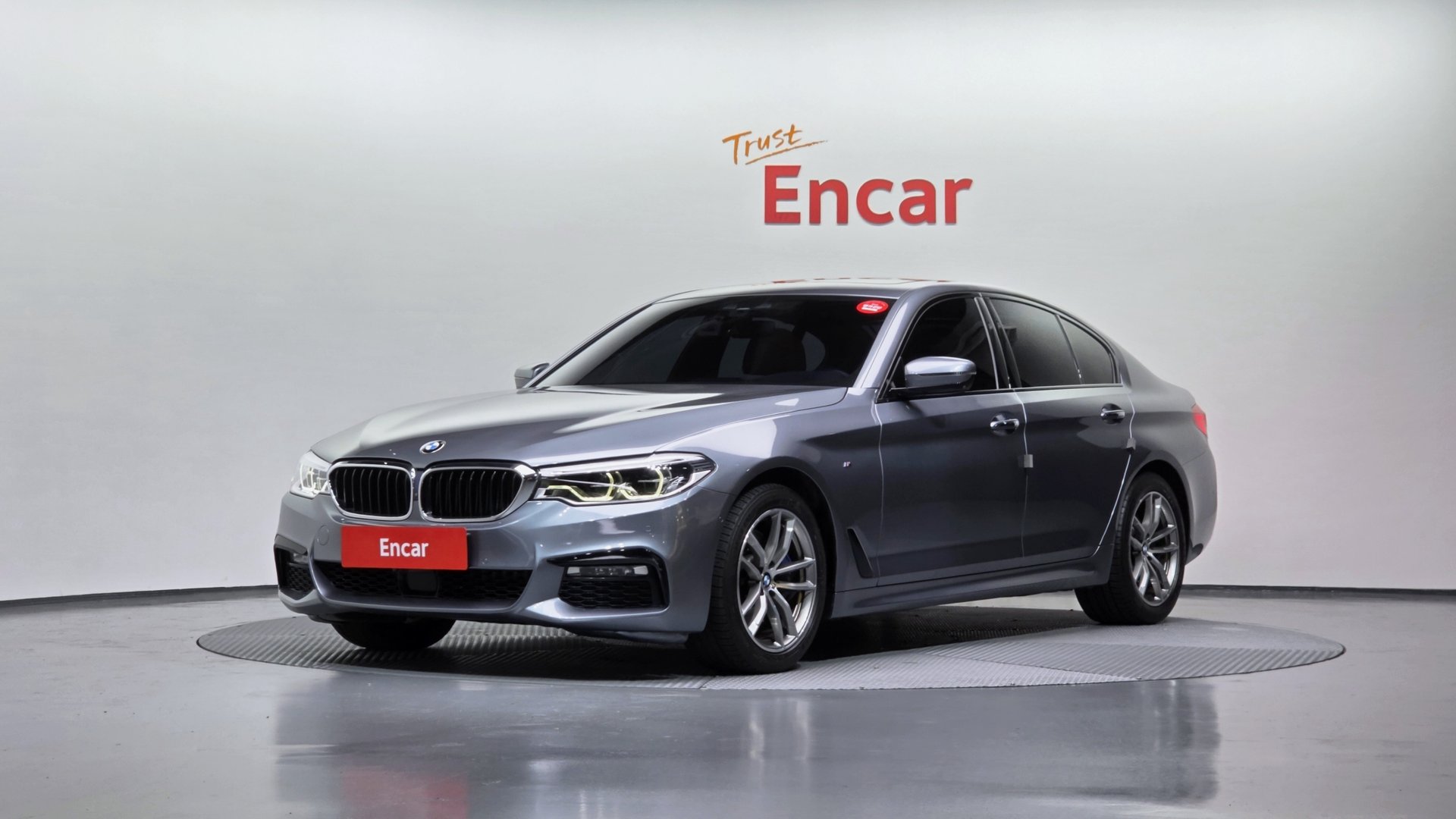 BMW 5 SERIES - View 1