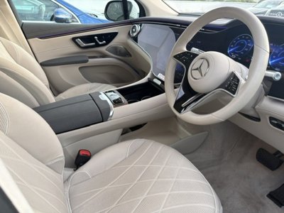 MERCEDES-BENZ EQS - 10
