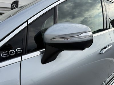 MERCEDES-BENZ EQS - 7
