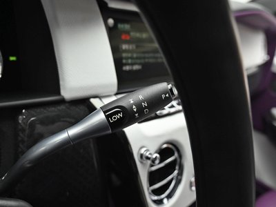 ROLLS-ROYCE CULLINAN - 4