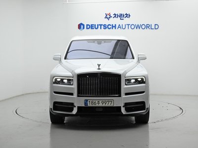 ROLLS-ROYCE CULLINAN - 2