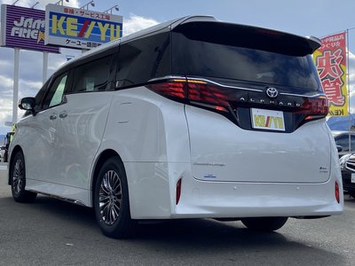 TOYOTA ALPHARD - 4