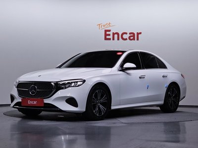 MERCEDES-BENZ E-CLASS - 1