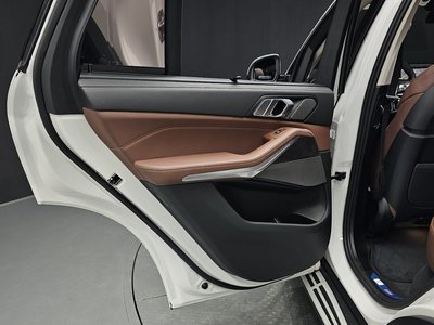 2024 BMW X5 thumbnail 15