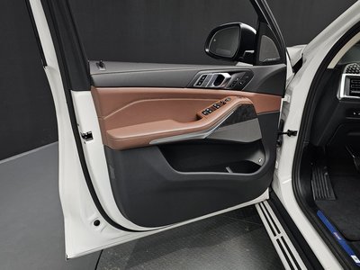 2024 BMW X5 thumbnail 14