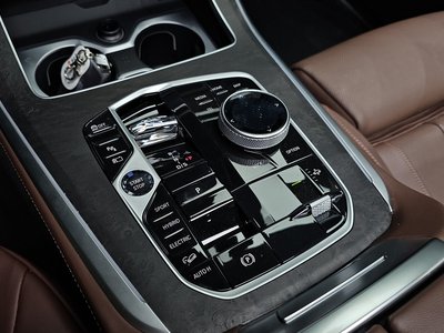2024 BMW X5 thumbnail 12