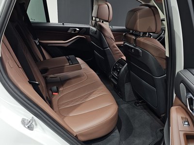 2024 BMW X5 thumbnail 17