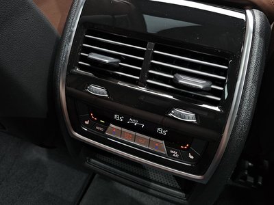 2024 BMW X5 thumbnail 31