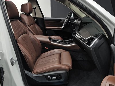 2024 BMW X5 thumbnail 16