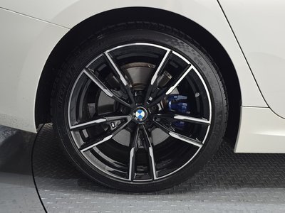 صورة 6 لـ 2024 BMW 3 SERIES