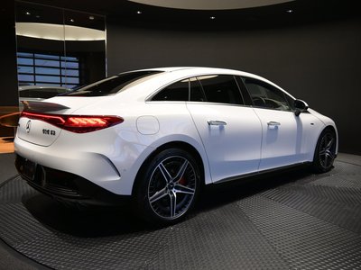 2025 Mercedes-BENZ EQE AMG 照片 5