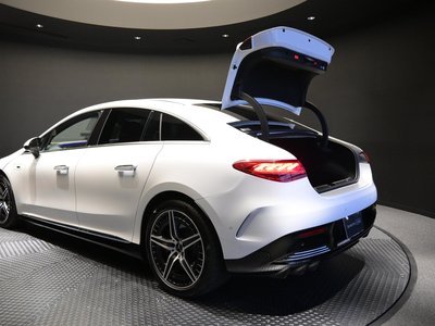 2025 Mercedes-BENZ EQE AMG 照片 8