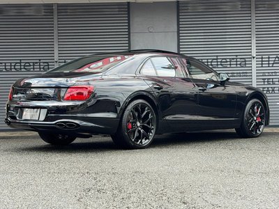2024 Bentley FLYING SPUR 照片 5