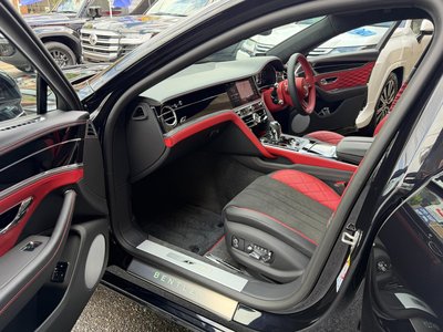 2024 Bentley FLYING SPUR 缩略图 24
