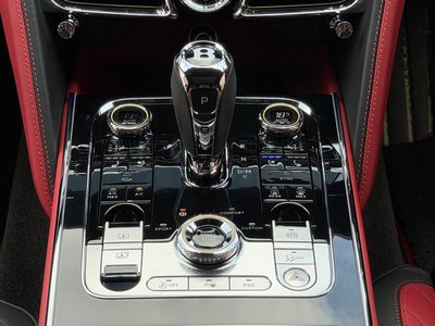 2024 Bentley FLYING SPUR 缩略图 30