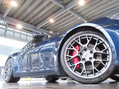 PORSCHE 911 - 6