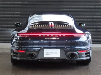 PORSCHE 911 - 8