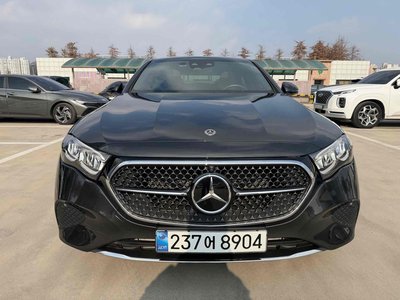 MERCEDES-BENZ E-CLASS - 1