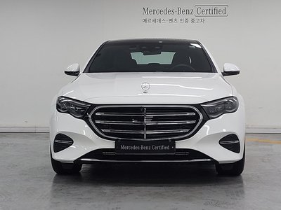 MERCEDES-BENZ E-CLASS - 2