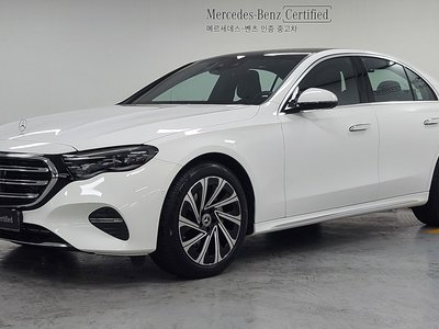 MERCEDES-BENZ E-CLASS - 1