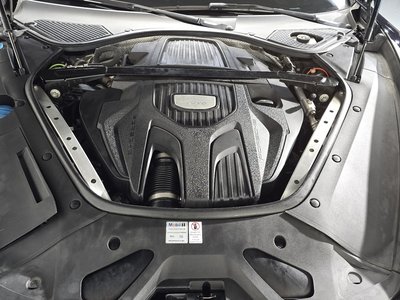 PORSCHE PANAMERA - 7