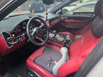 PORSCHE CAYENNE - 3