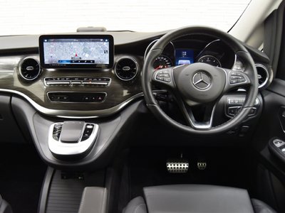 MERCEDES-BENZ V-CLASS - 10