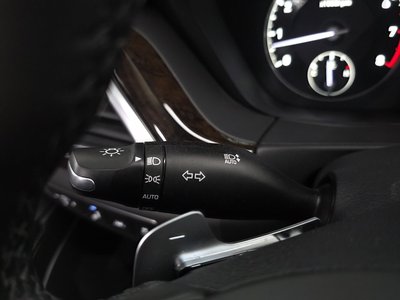2021 Genesis G90 — миниатюра 33
