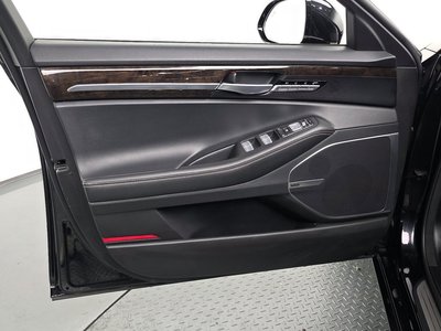 2021 Genesis G90 — миниатюра 14