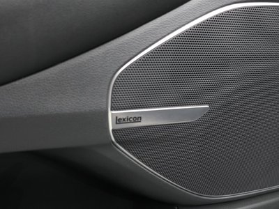 2021 Genesis G90 — миниатюра 32