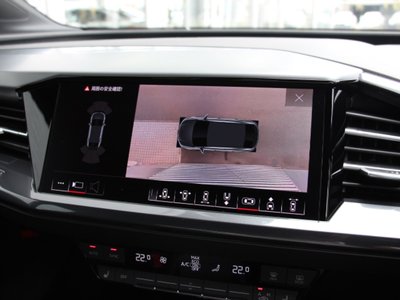 2025 AUDI Q4 SPORTBACK E-TRON — фото 10