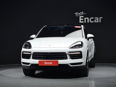 صورة 2 لـ 2020 Porsche CAYENNE